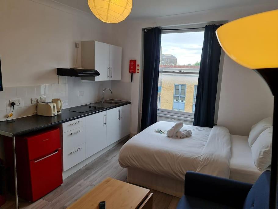 Chic & Modern Studio In Caledonian Rd Londra Esterno foto