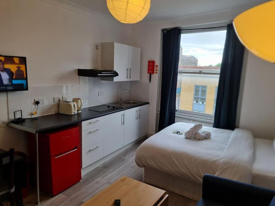 Chic & Modern Studio In Caledonian Rd Londra Esterno foto
