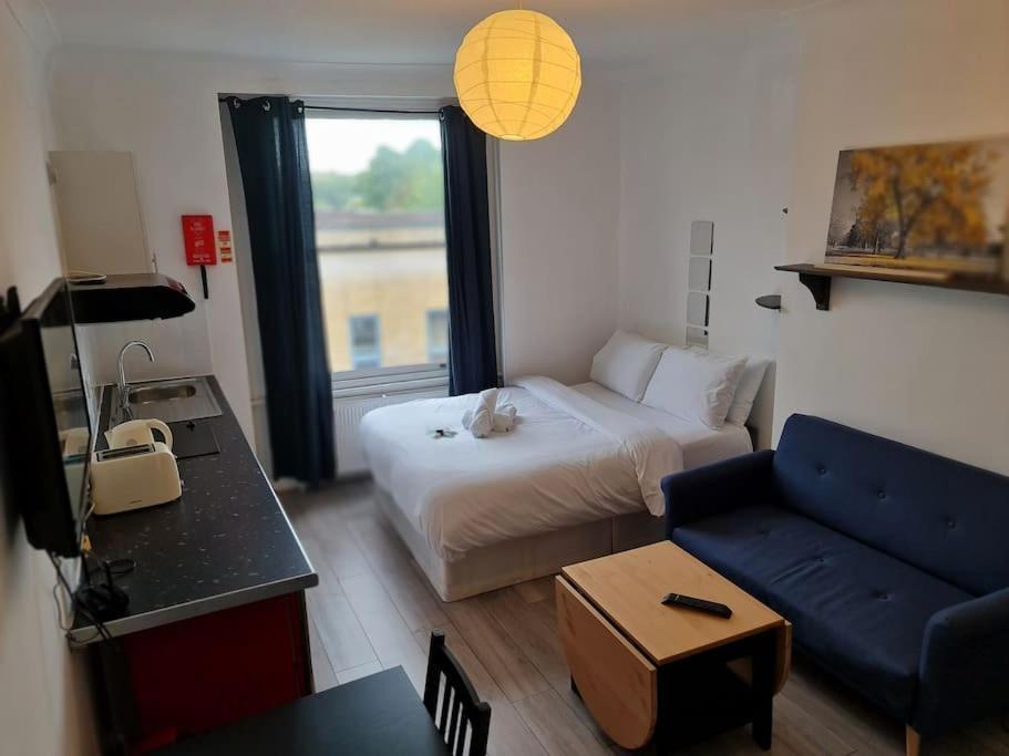 Chic & Modern Studio In Caledonian Rd Londra Esterno foto